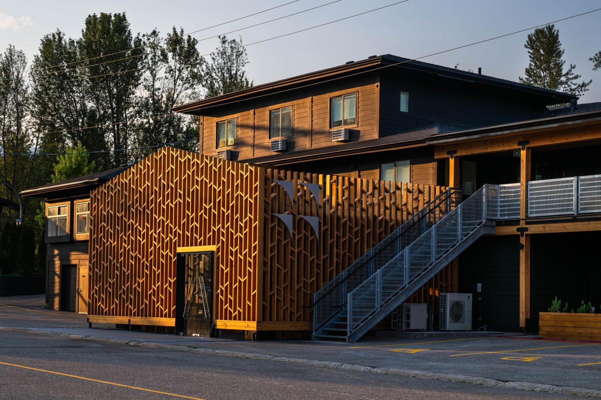 Vrge Revelstoke Hotel Luaran gambar