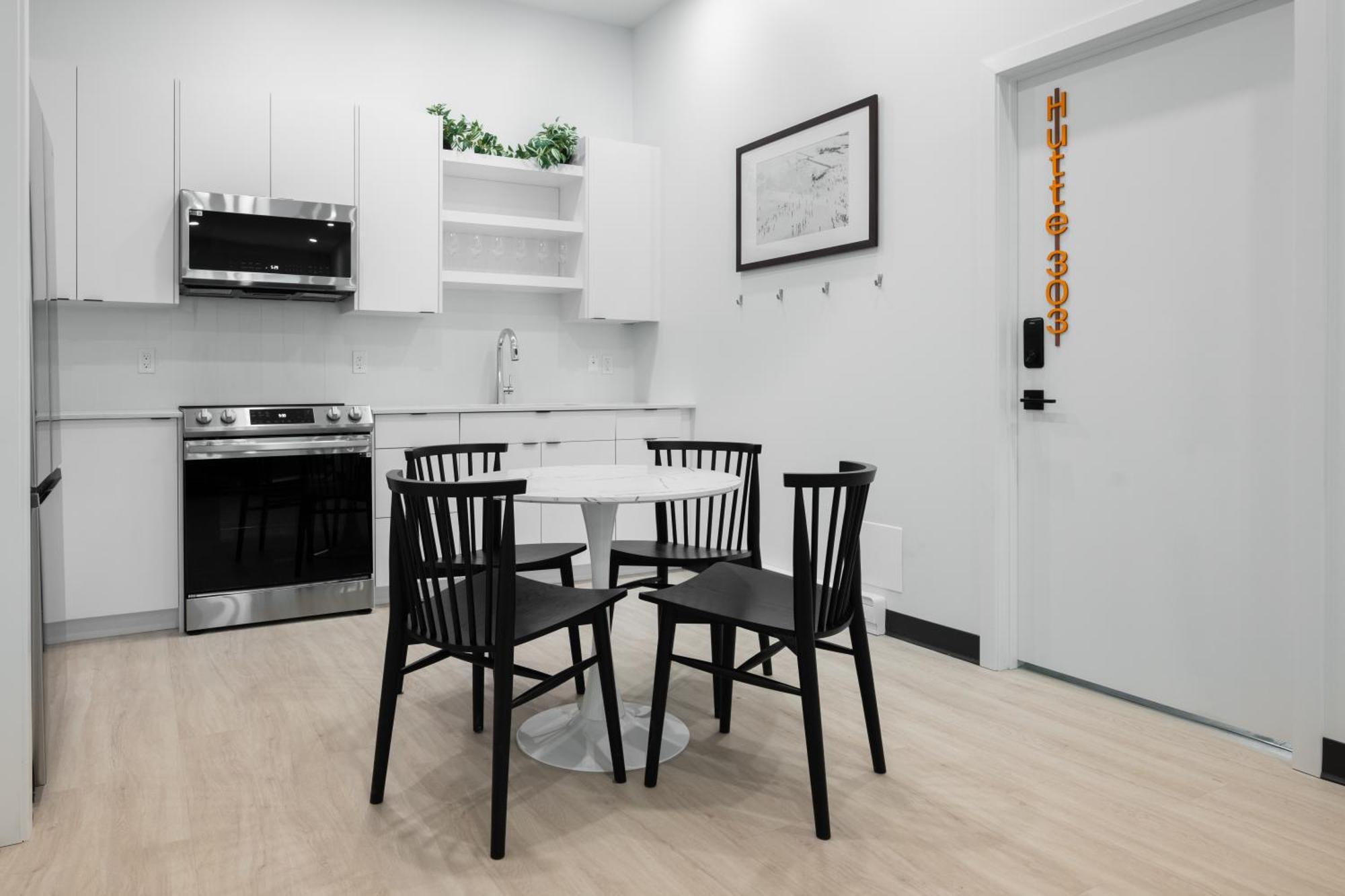 Vrge Revelstoke Hotel Luaran gambar